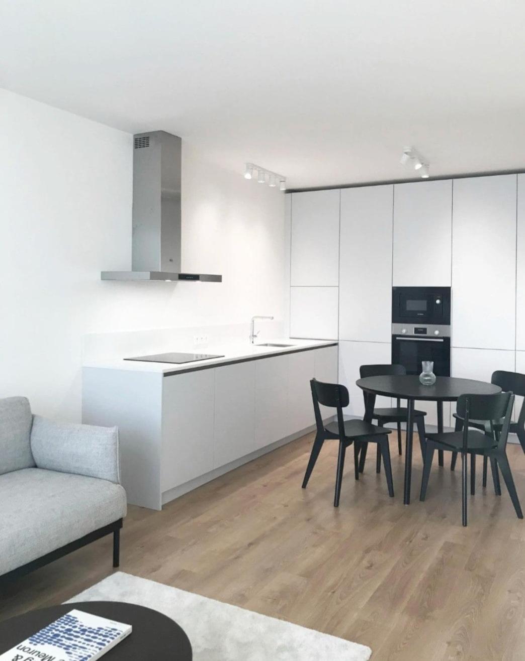 Apartman Iman With Privat Garage Parking Free Lägenhet Košice Exteriör bild